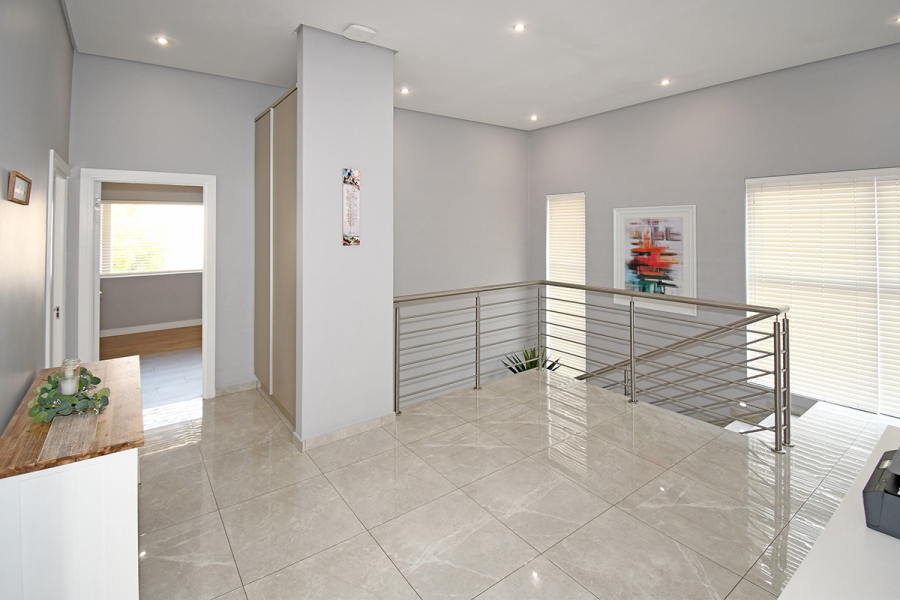 4 Bedroom Property for Sale in Broadacres Gauteng