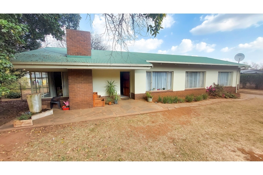 3 Bedroom Property for Sale in Valhalla Gauteng