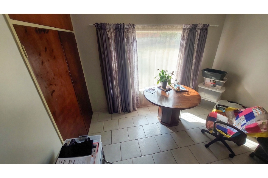 3 Bedroom Property for Sale in Valhalla Gauteng