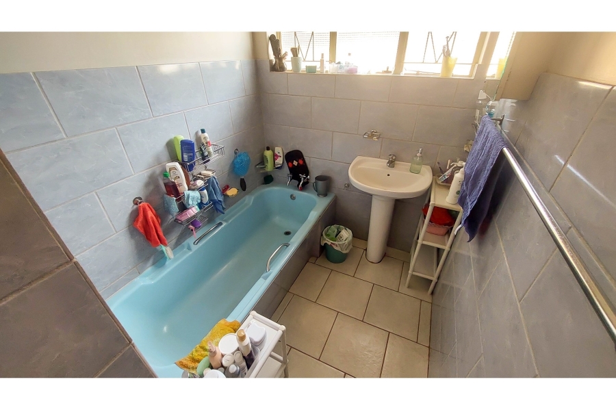 3 Bedroom Property for Sale in Valhalla Gauteng