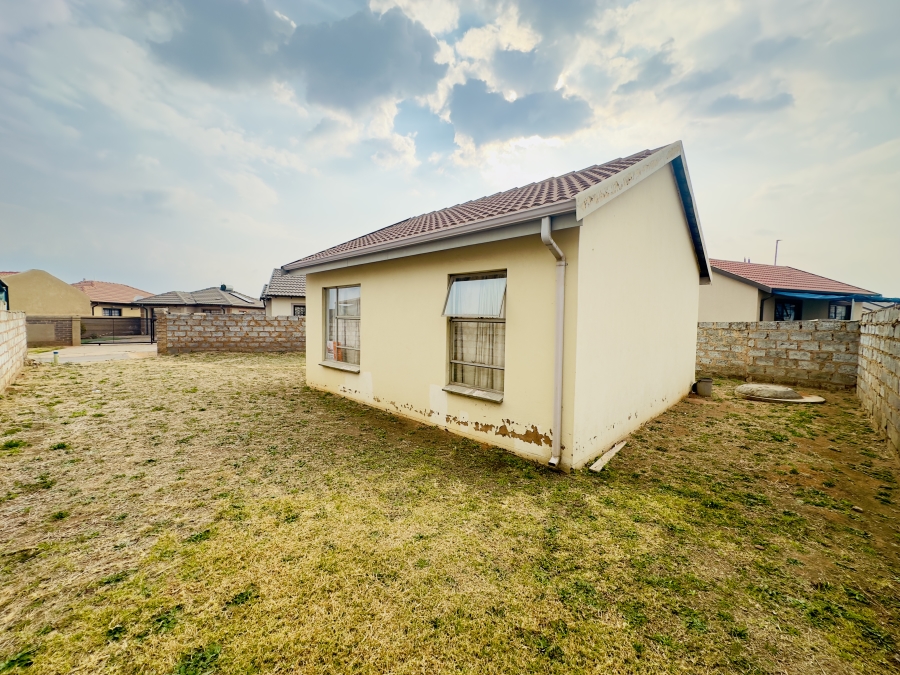 2 Bedroom Property for Sale in Alliance Gauteng