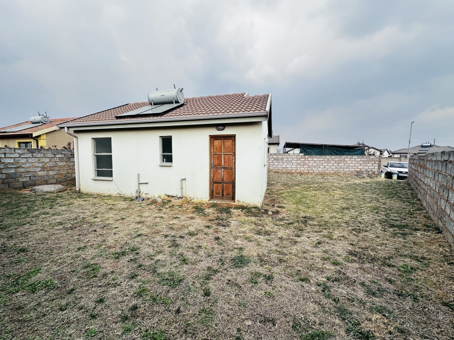2 Bedroom Property for Sale in Alliance Gauteng
