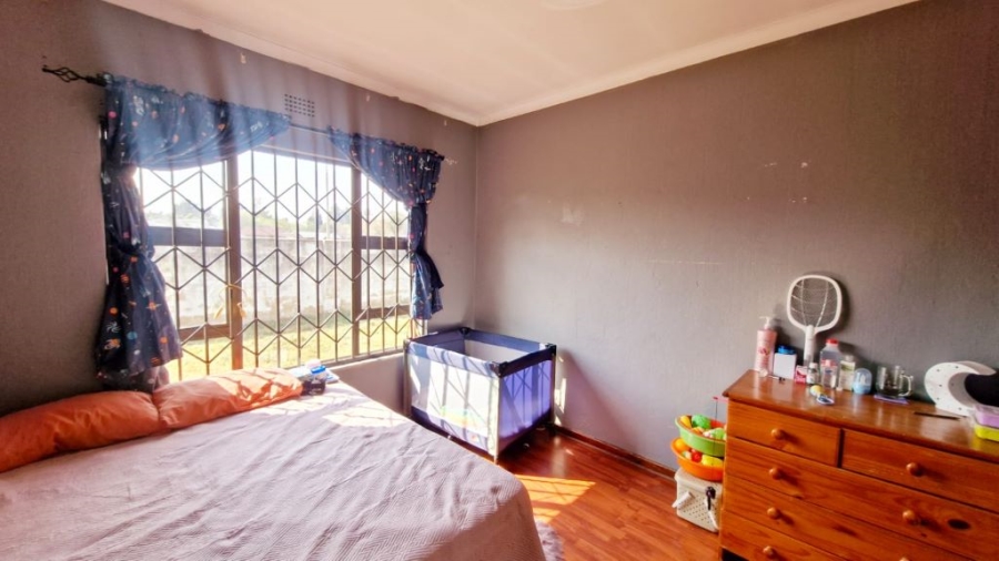 3 Bedroom Property for Sale in Brackendowns Gauteng