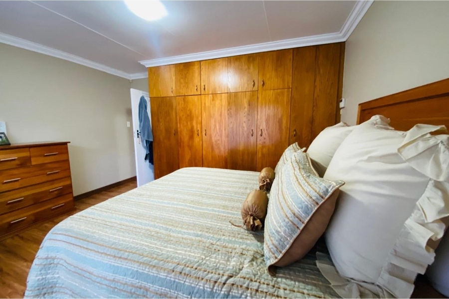2 Bedroom Property for Sale in Vanderbijlpark SE Gauteng