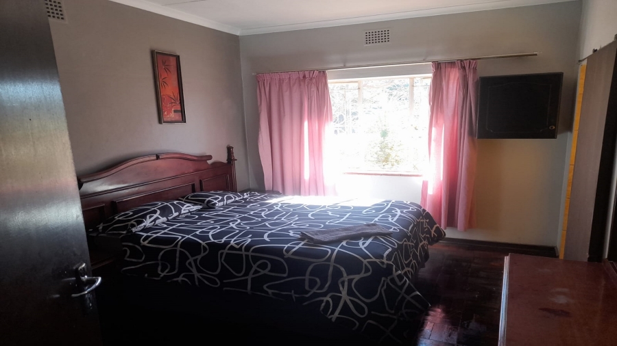 10 Bedroom Property for Sale in Vanderbijlpark CW 2 Gauteng