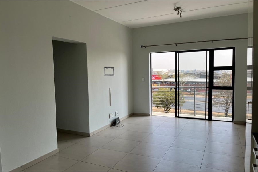 To Let 3 Bedroom Property for Rent in North Riding Gauteng