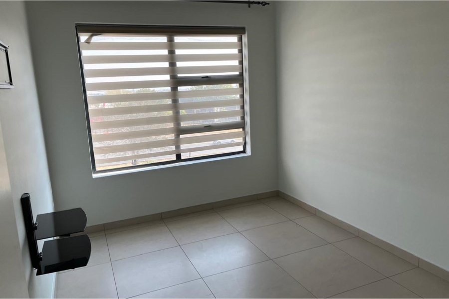 To Let 3 Bedroom Property for Rent in North Riding Gauteng