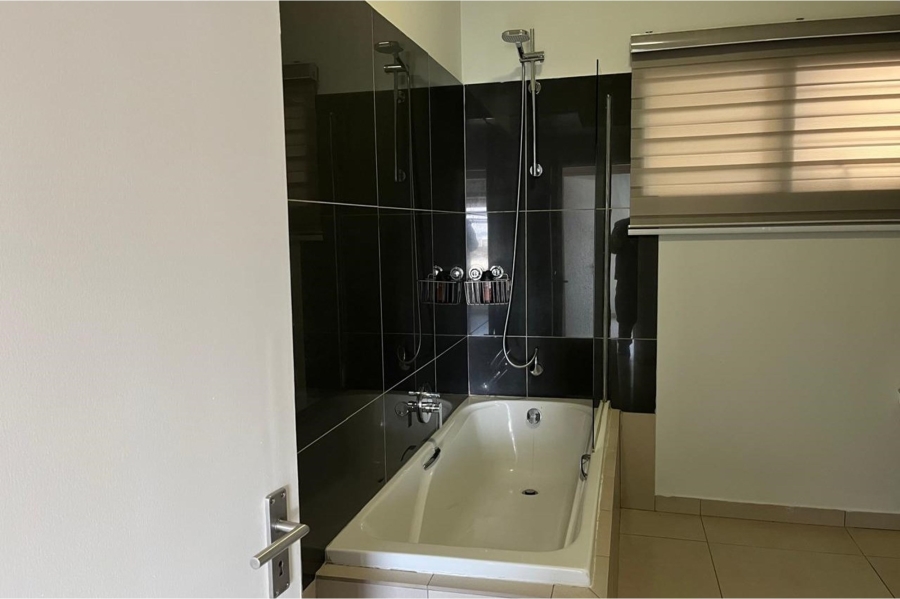 To Let 3 Bedroom Property for Rent in North Riding Gauteng