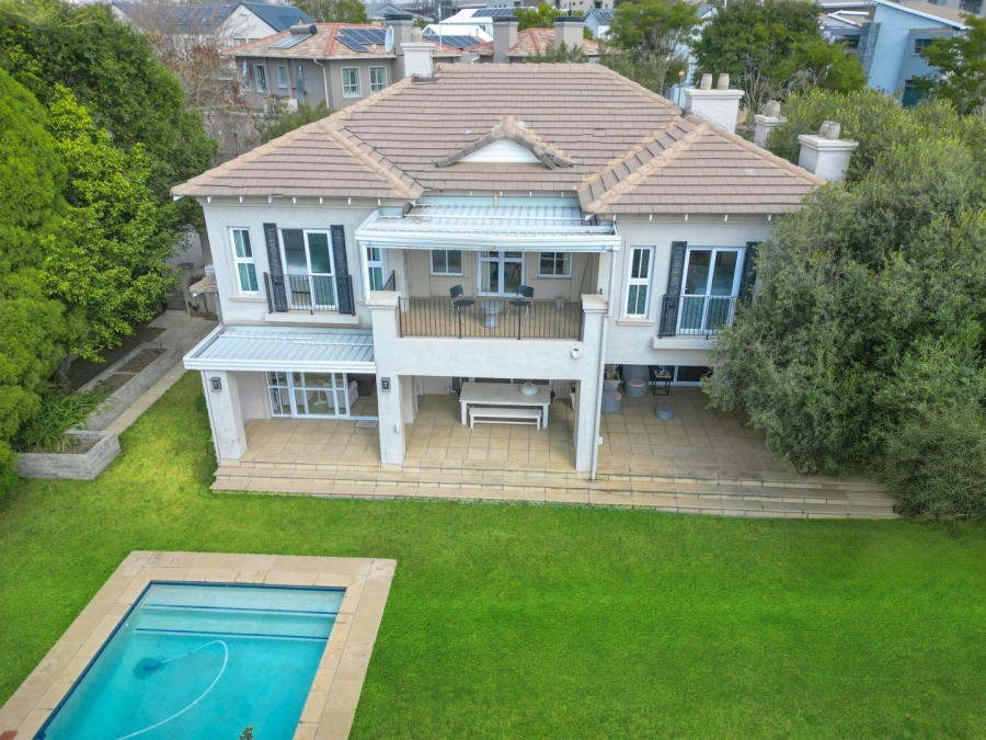 5 Bedroom Property for Sale in Fourways Gardens Gauteng