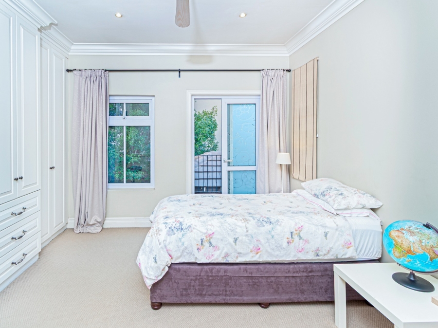 5 Bedroom Property for Sale in Fourways Gardens Gauteng