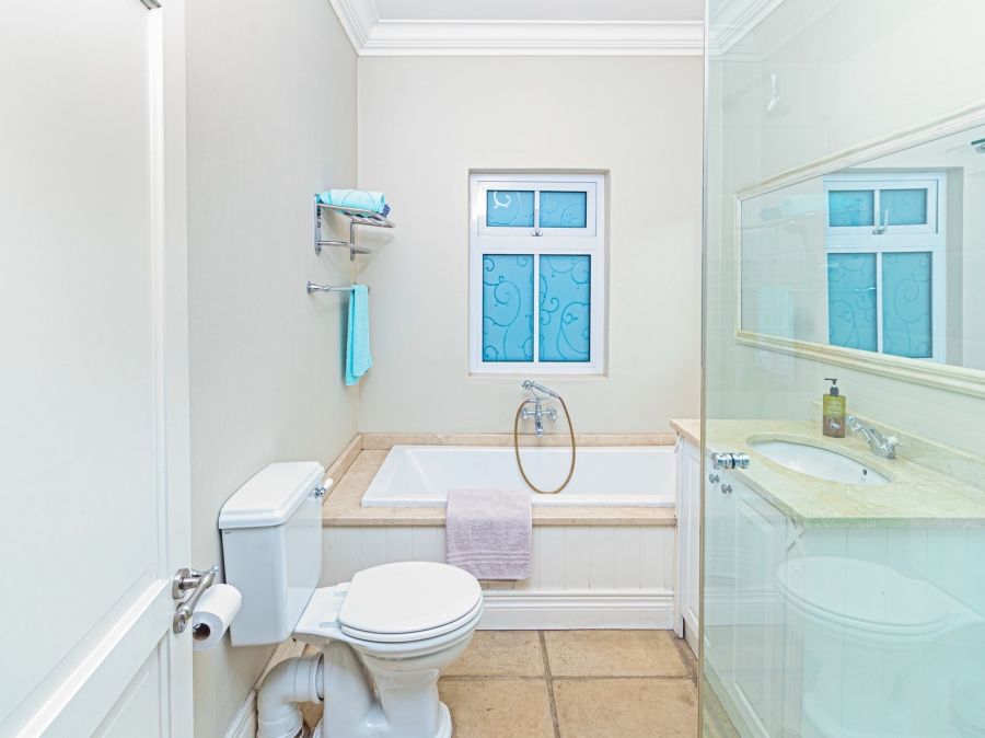 5 Bedroom Property for Sale in Fourways Gardens Gauteng