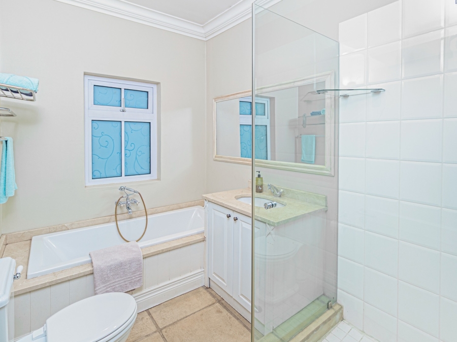 5 Bedroom Property for Sale in Fourways Gardens Gauteng