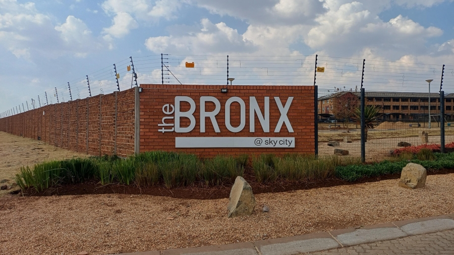 2 Bedroom Property for Sale in Sky City Gauteng