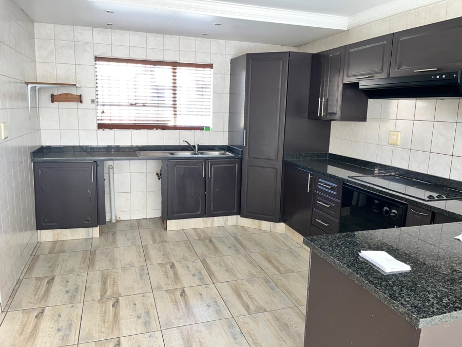 4 Bedroom Property for Sale in Eden Glen Gauteng
