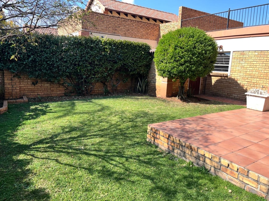 4 Bedroom Property for Sale in Eden Glen Gauteng