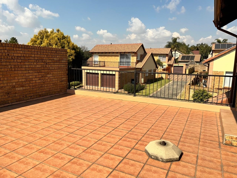 4 Bedroom Property for Sale in Eden Glen Gauteng