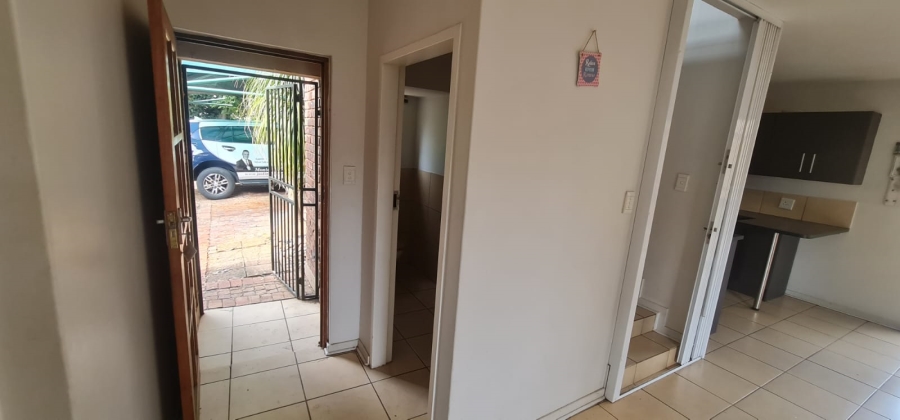 2 Bedroom Property for Sale in Equestria Gauteng
