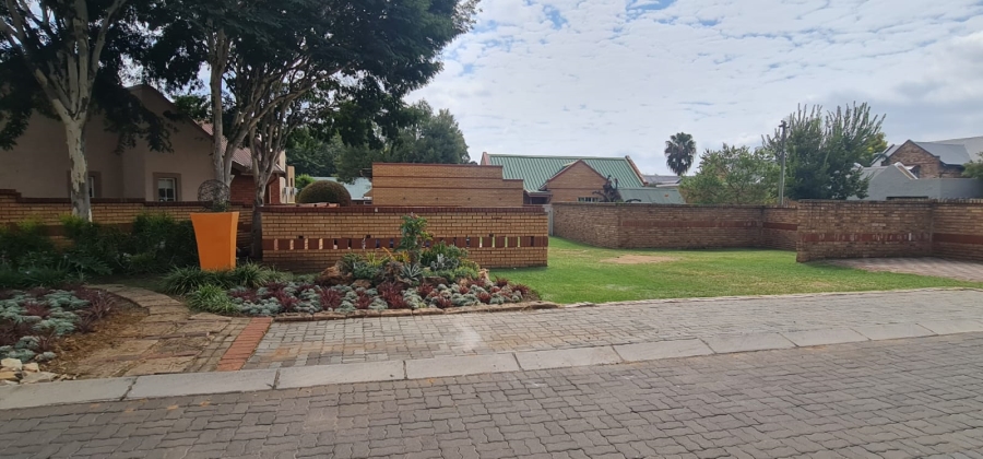 2 Bedroom Property for Sale in Equestria Gauteng