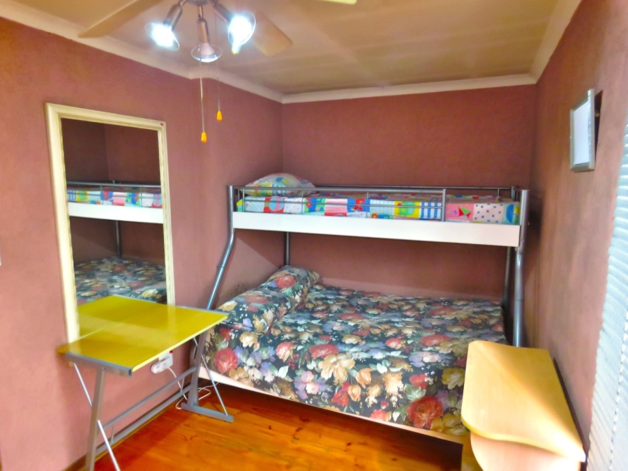 6 Bedroom Property for Sale in Lenasia Ext 3 Gauteng