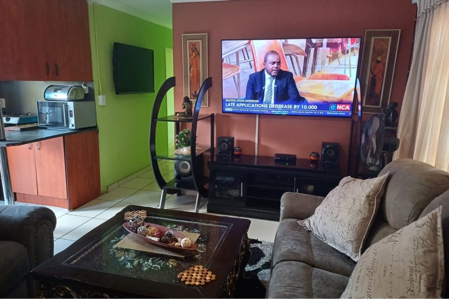 3 Bedroom Property for Sale in Witpoortjie Gauteng