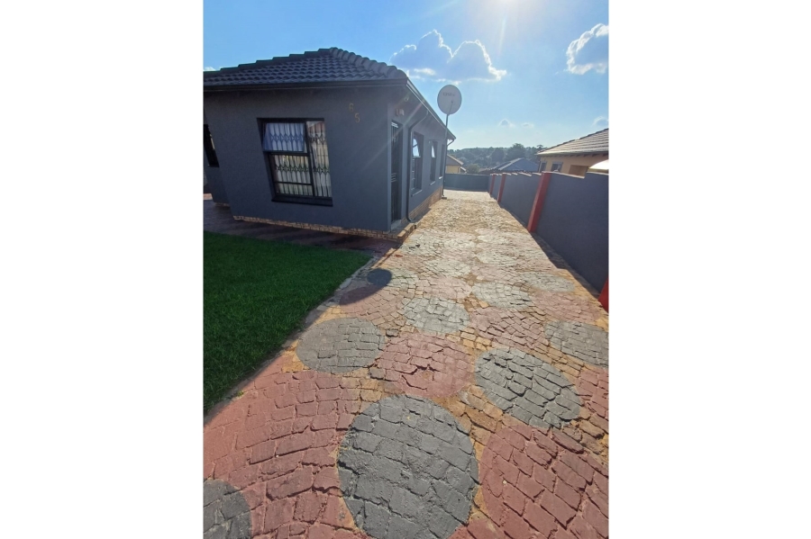 3 Bedroom Property for Sale in Witpoortjie Gauteng