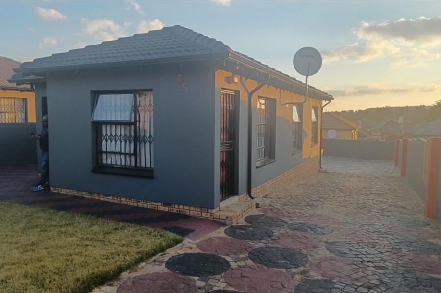 3 Bedroom Property for Sale in Witpoortjie Gauteng