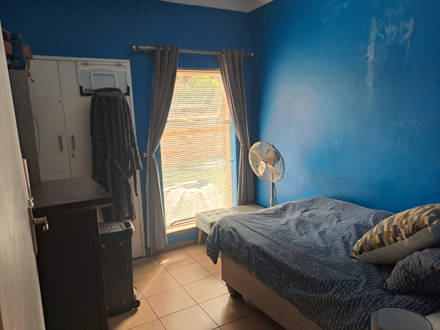 5 Bedroom Property for Sale in Pierre Van Ryneveld Gauteng