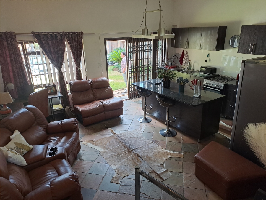 5 Bedroom Property for Sale in Pierre Van Ryneveld Gauteng