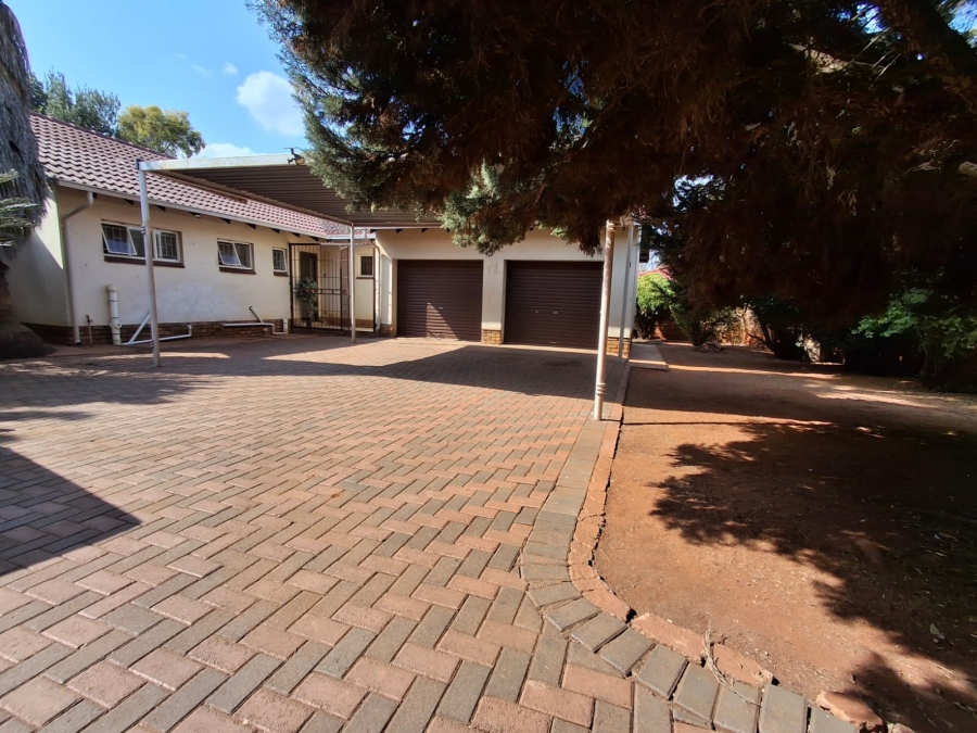 3 Bedroom Property for Sale in Hesteapark Gauteng