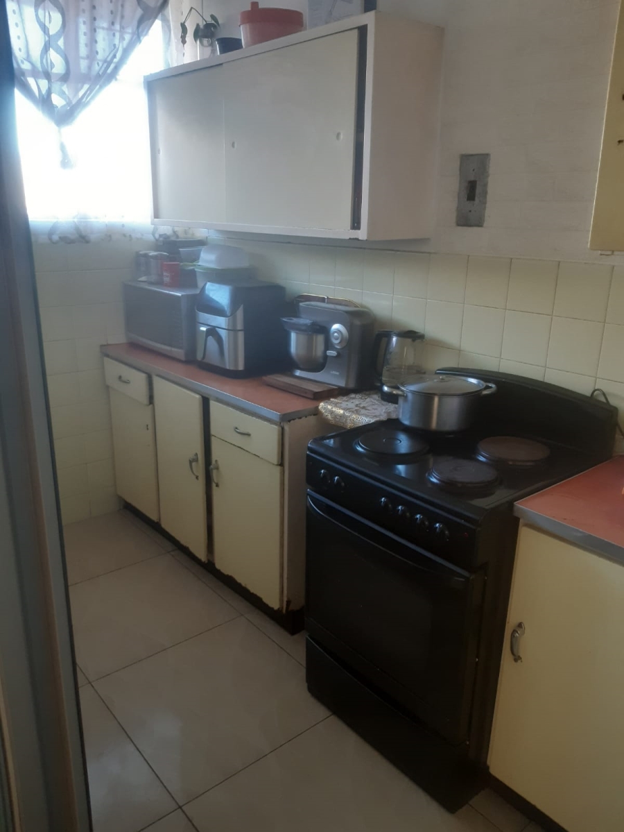 2 Bedroom Property for Sale in Florida Gauteng