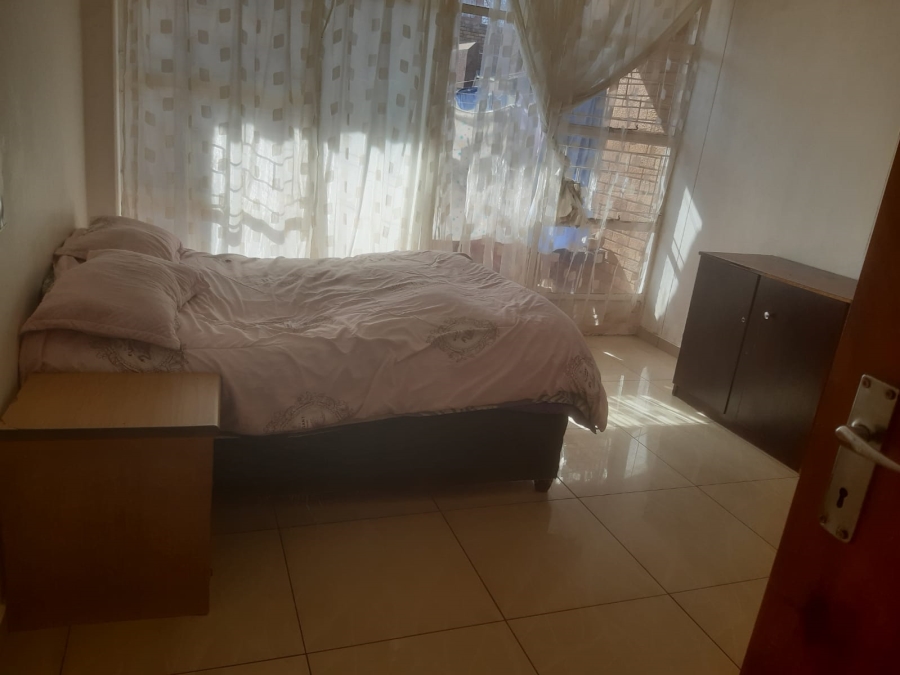2 Bedroom Property for Sale in Florida Gauteng