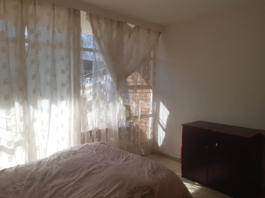 2 Bedroom Property for Sale in Florida Gauteng