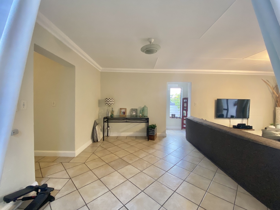 2 Bedroom Property for Sale in Fourways Gauteng