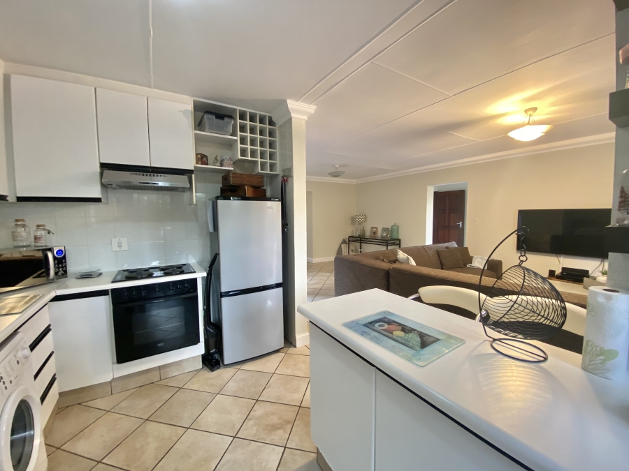 2 Bedroom Property for Sale in Fourways Gauteng