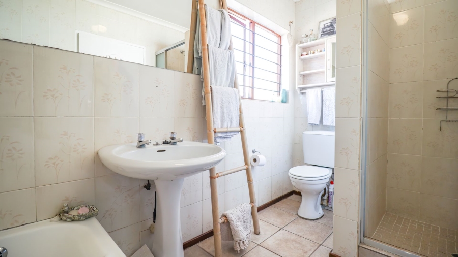 2 Bedroom Property for Sale in Fourways Gauteng