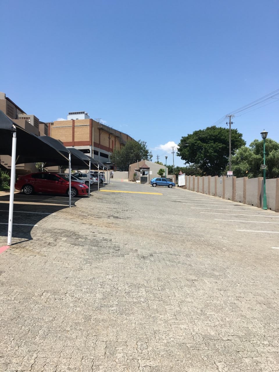 2 Bedroom Property for Sale in Suideroord Gauteng