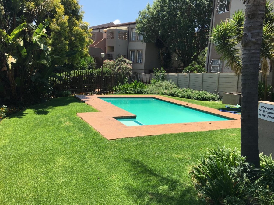 2 Bedroom Property for Sale in Suideroord Gauteng