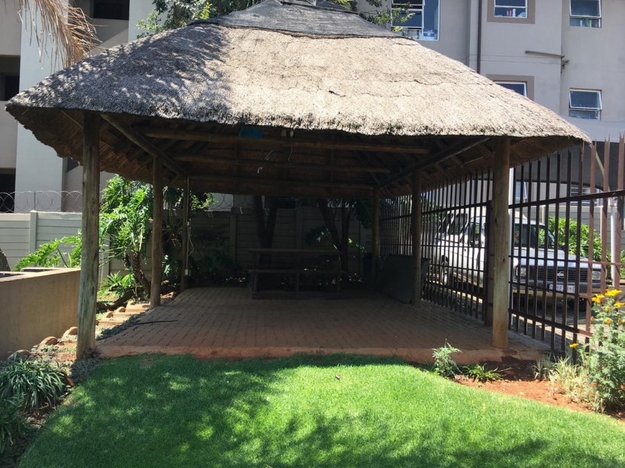 2 Bedroom Property for Sale in Suideroord Gauteng