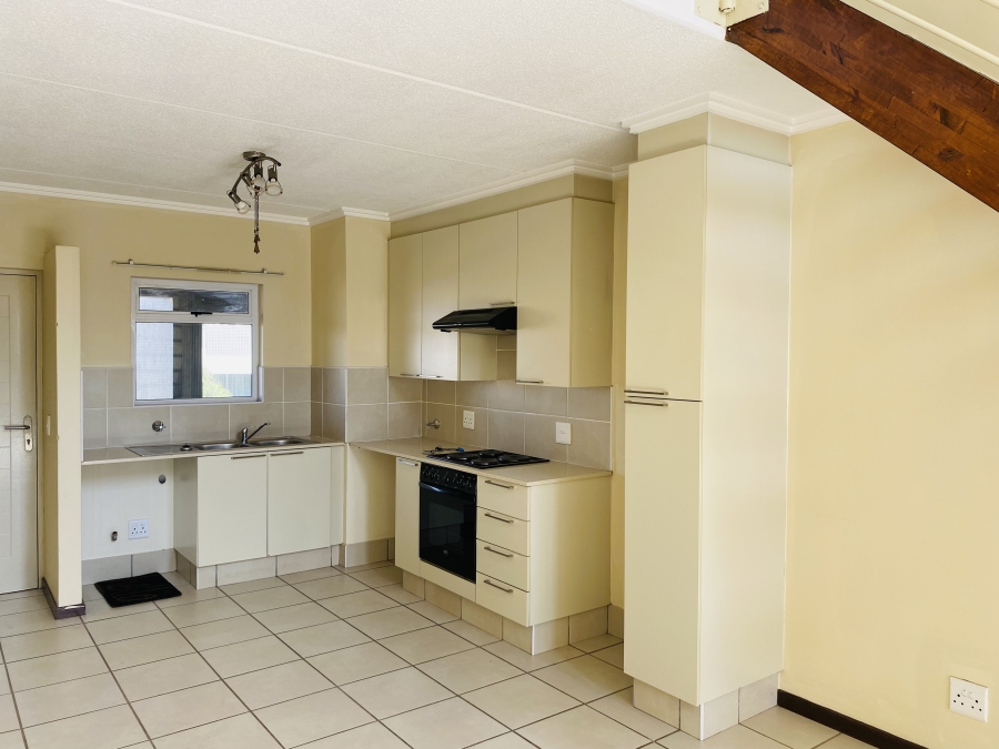 To Let 2 Bedroom Property for Rent in Bryanston Gauteng