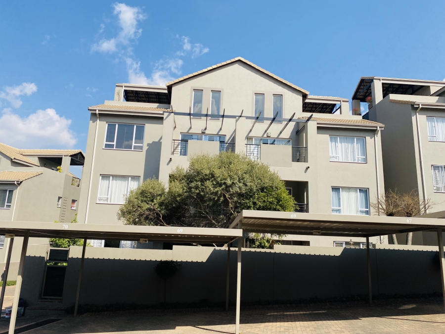 To Let 2 Bedroom Property for Rent in Bryanston Gauteng