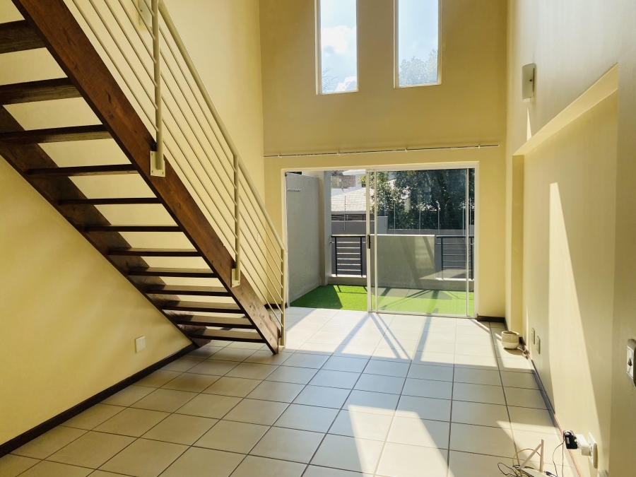 To Let 2 Bedroom Property for Rent in Bryanston Gauteng