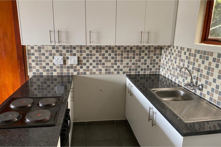 2 Bedroom Property for Sale in Wilro Park Gauteng