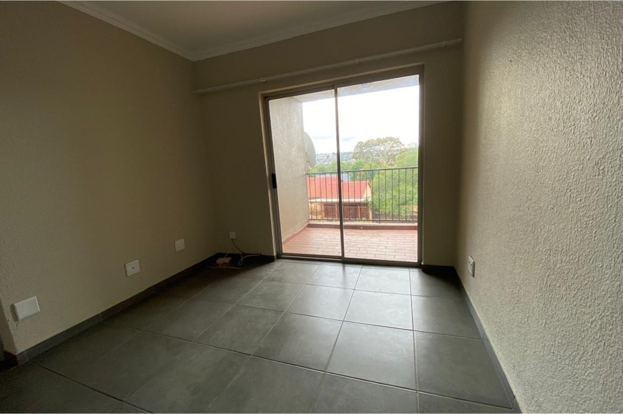 2 Bedroom Property for Sale in Wilro Park Gauteng