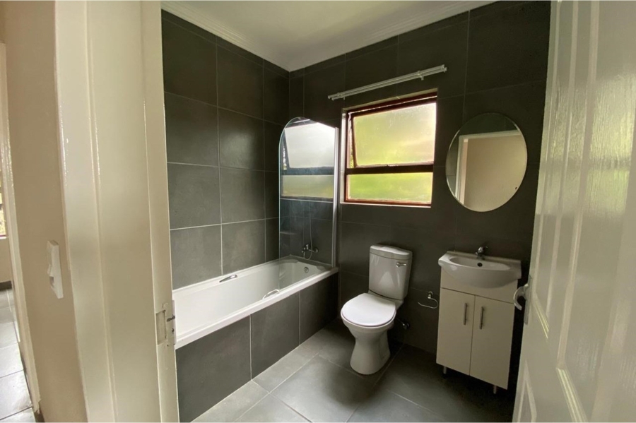 2 Bedroom Property for Sale in Wilro Park Gauteng