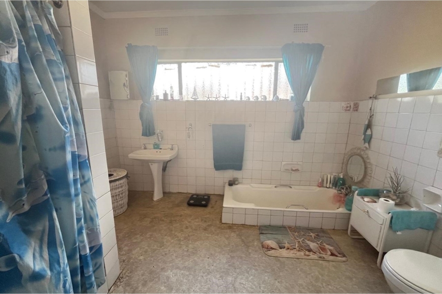3 Bedroom Property for Sale in Vanderbijlpark CW 3 Gauteng
