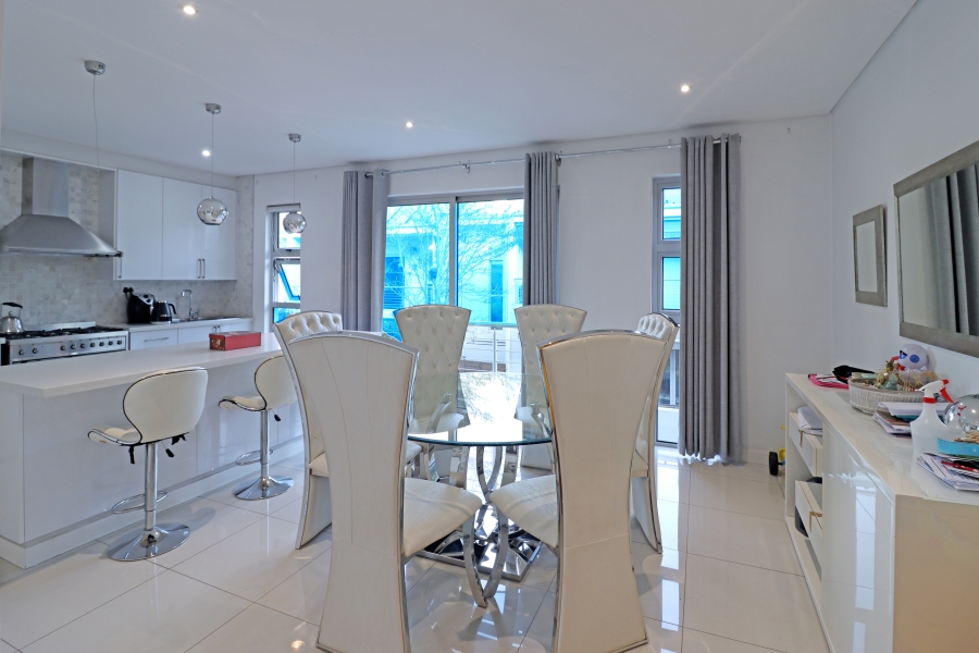 3 Bedroom Property for Sale in Bryanston Gauteng