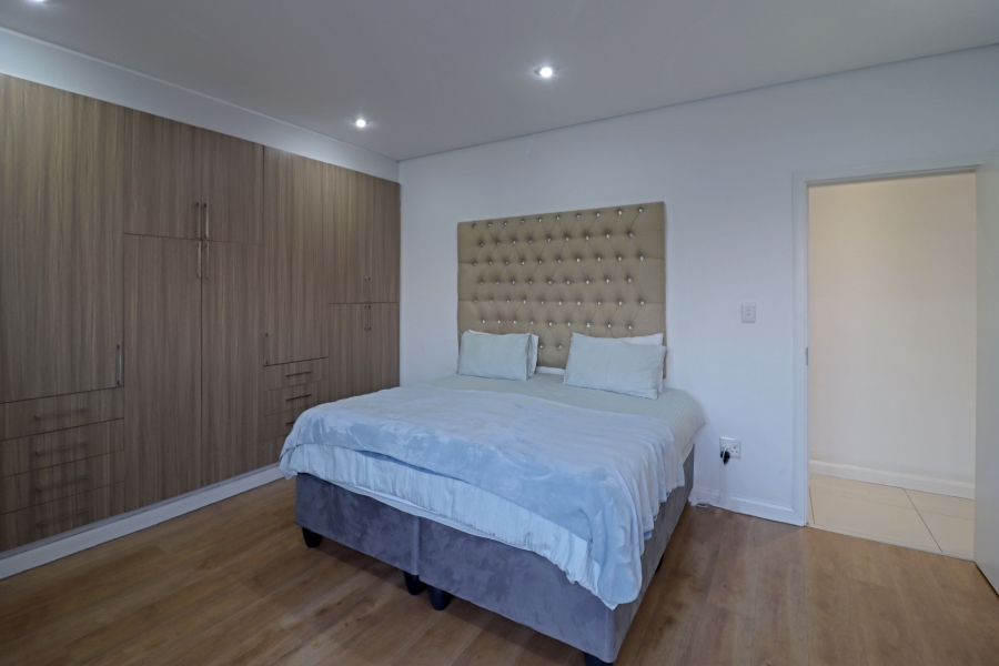 3 Bedroom Property for Sale in Bryanston Gauteng