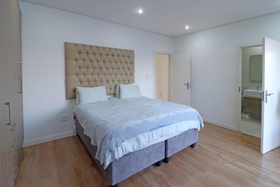 3 Bedroom Property for Sale in Bryanston Gauteng