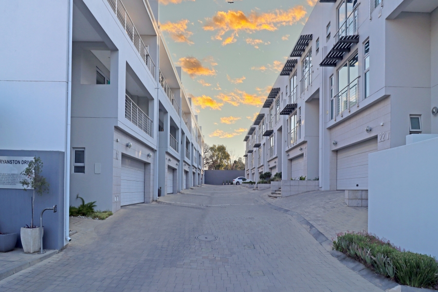 3 Bedroom Property for Sale in Bryanston Gauteng