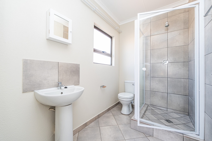 3 Bedroom Property for Sale in Windmill Park Gauteng